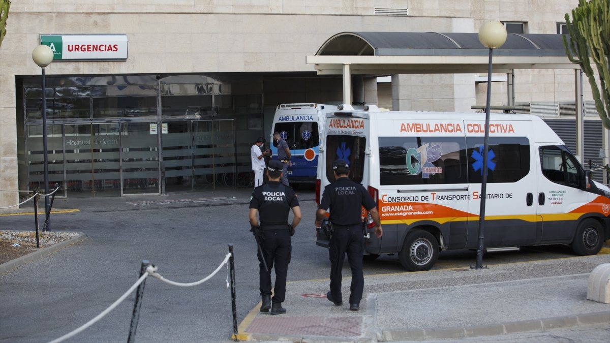 La madre de Luis Rubiales, Ángeles Béjar, recibe el alta hospitalaria tras ser ingresada de urgencia