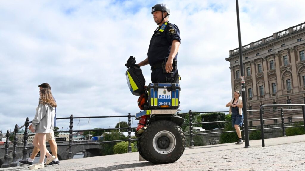 Exteriores pide precaución en los viajes a Suecia tras elevar el país el riesgo de ataques terroristas