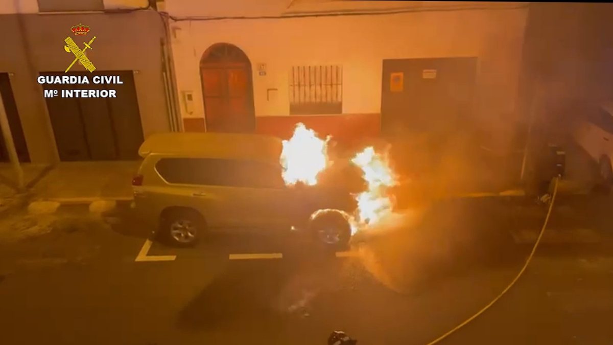 Dos detenidos por quemar el coche de un guardia civil en Melilla por venganza