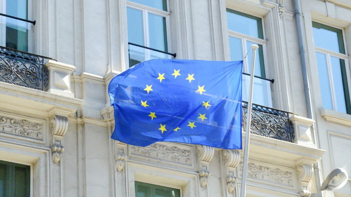 La oposición de la Unión Europea con sueldos de 4.000 euros y fácil de aprobar