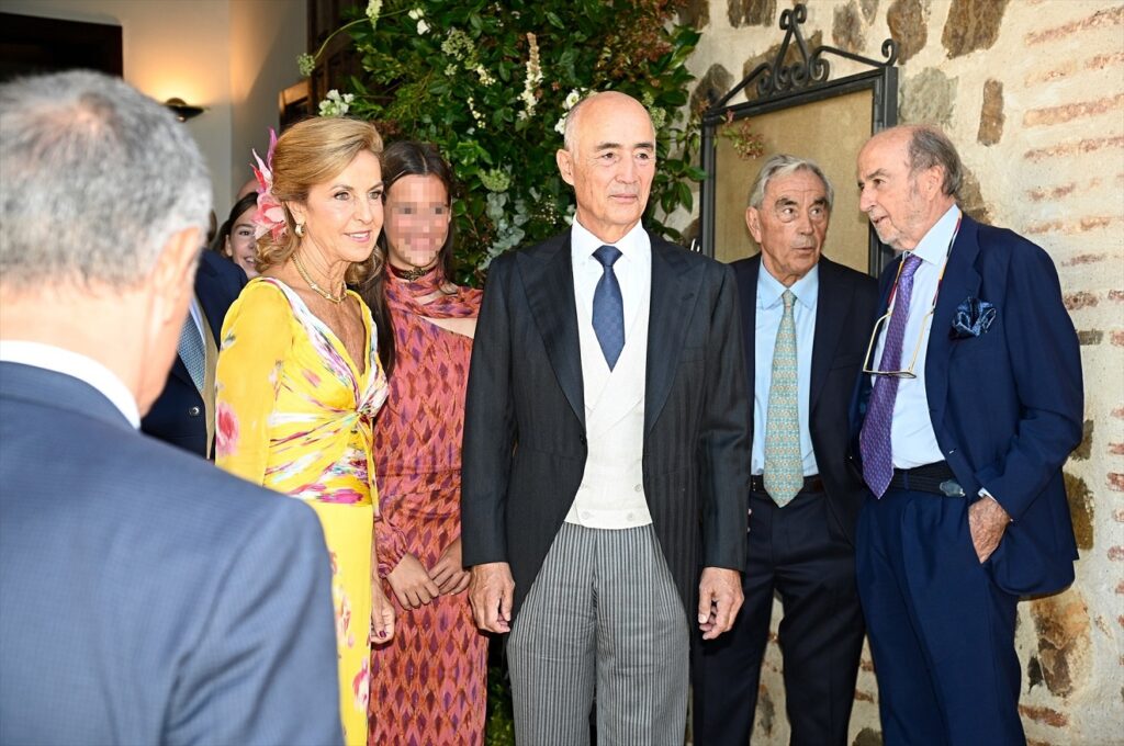 El presidente de Ferrovial, Rafael del Pino, en la boda de su hijo Ignacio del Pino Fernández-Fontecha y su pareja Pilar Montes Yebra