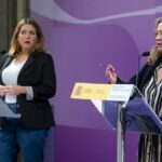 La secretaria de Estado de Igualdad Ángela Rodríguez 'Pam' (i) y la delegada del Gobierno contra la Violencia de Género, Victoria Rosell