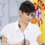 La ministra de Vivienda, Isabel Rodríguez, explora fórmulas para regular los alquileres de temporada.