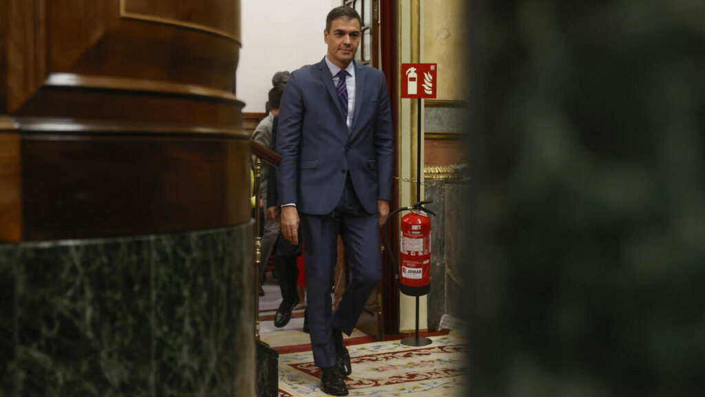Junts negocia con Sánchez sanciones para las empresas que se fueron de Cataluña pero mantienen producción