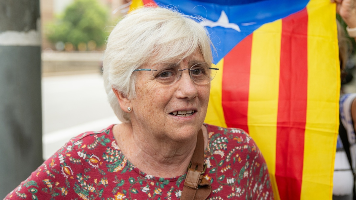 La eurodiputada de Junts y exconsellera, Clara Ponsatí,sale de la Ciutat de la Justícia de Barcelona