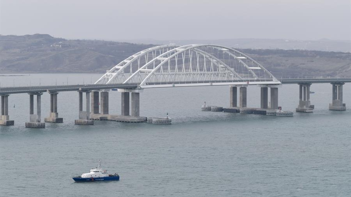 Puente Crimea (2)