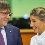 Yolanda Díaz se reúne en Bruselas con Carles Puigdemont para negociar la investidura de Sánchez