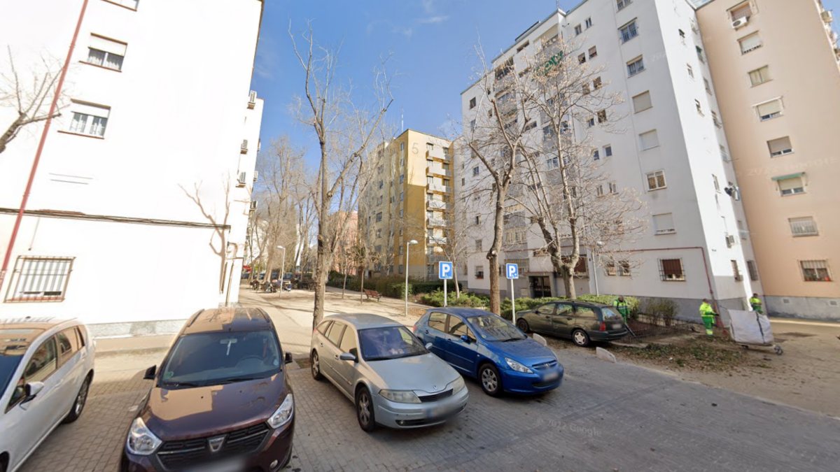 Un hombre asesina a puñaladas a una mujer en Villaverde (Madrid)