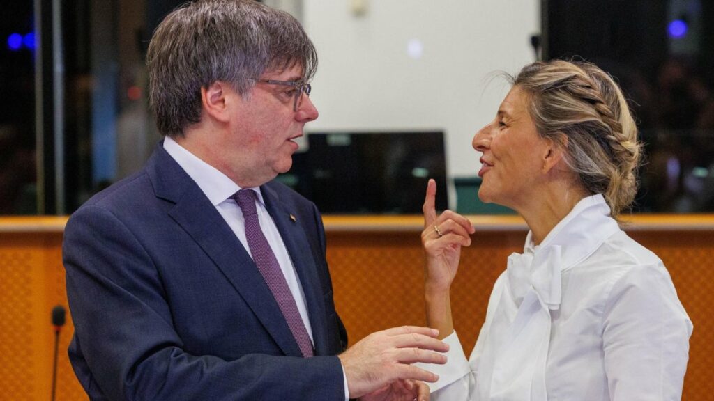 Carles Puigdemont y Yolanda Díaz en Bruselas