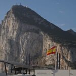 Albares presiona a David Cameron en dos conversaciones para cerrar el acuerdo de Gibraltar