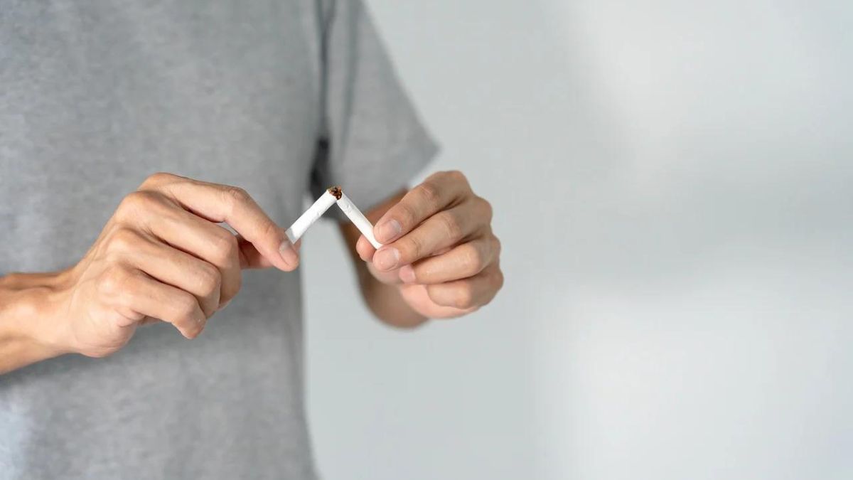 ¿Es posible adelgazar y dejar de fumar al mismo tiempo? Esto es lo que tienes que hacer para conseguirlo.