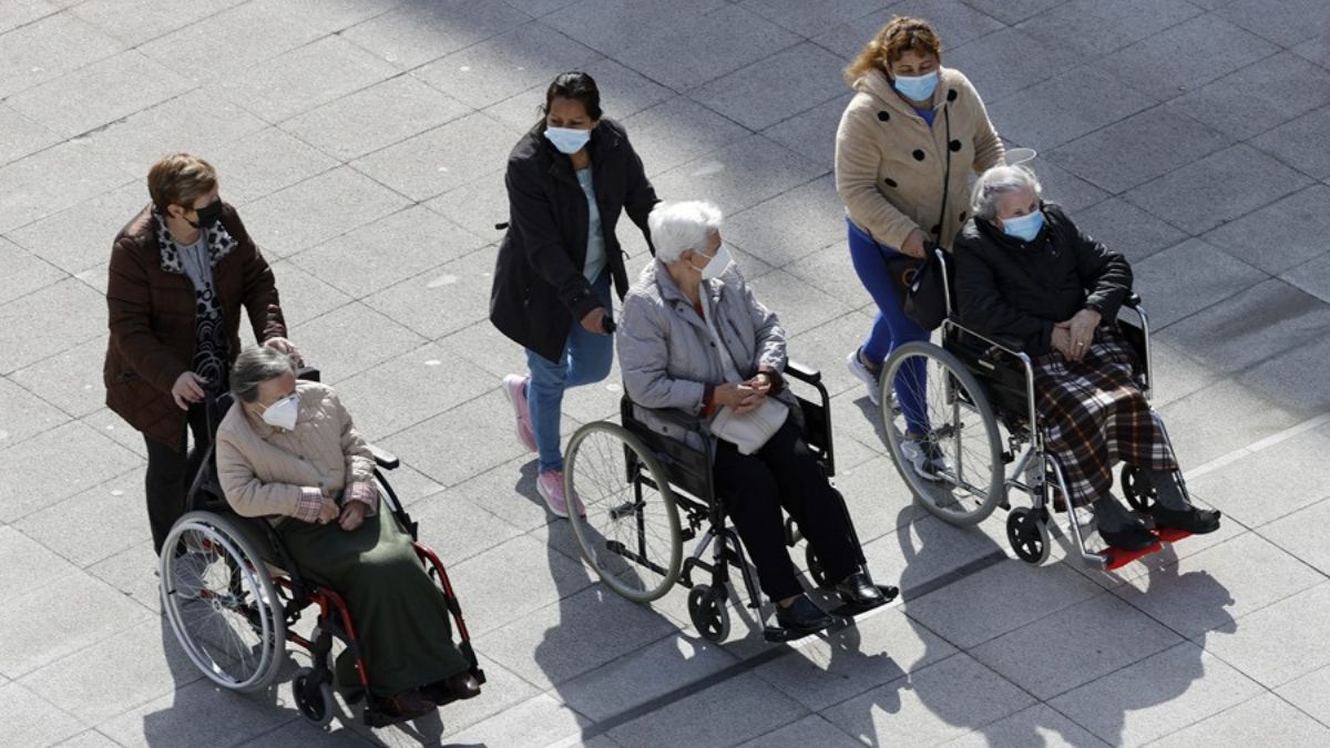 Según la OMS, las personas mayores de 60 años duplicarán su población en 2050.