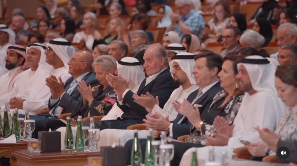 El rey Juan Carlos I en un concierto en Abu Dabi