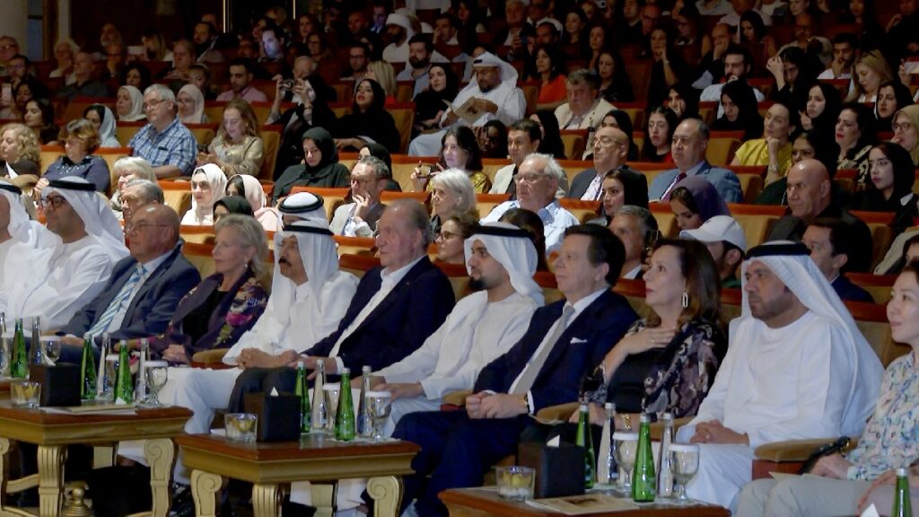 El rey Juan Carlos en el concierto Noches de Córdoba en Abu Dhabi