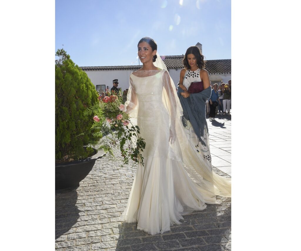 La novia Catalina Vereterra en su boda con Javier Prado