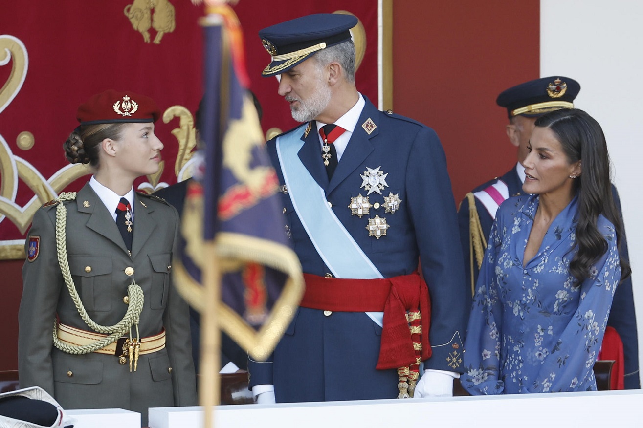 Los reyes Felipe y Letizia con su hija, la princesa Leonor, el Día de la Hispanidad 2023