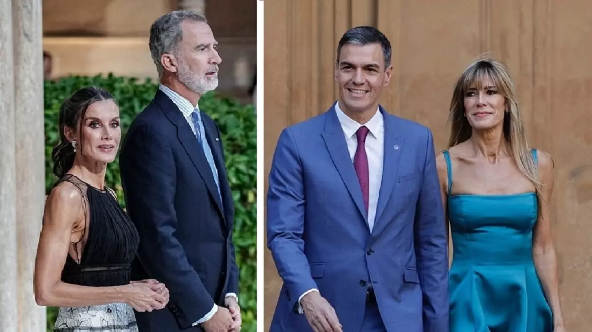 Los reyes Felipe y Letizia y Pedro Sánchez y Begoña Gómez en la Cumbre de Granada