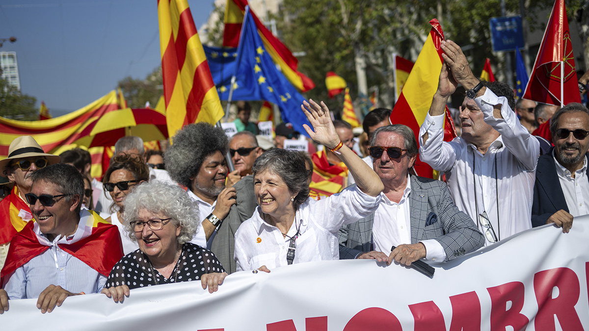 El 8 de octubre a pie de calle del Falcon a Nino Bravo Venimos de Zaragoza la amnistía es