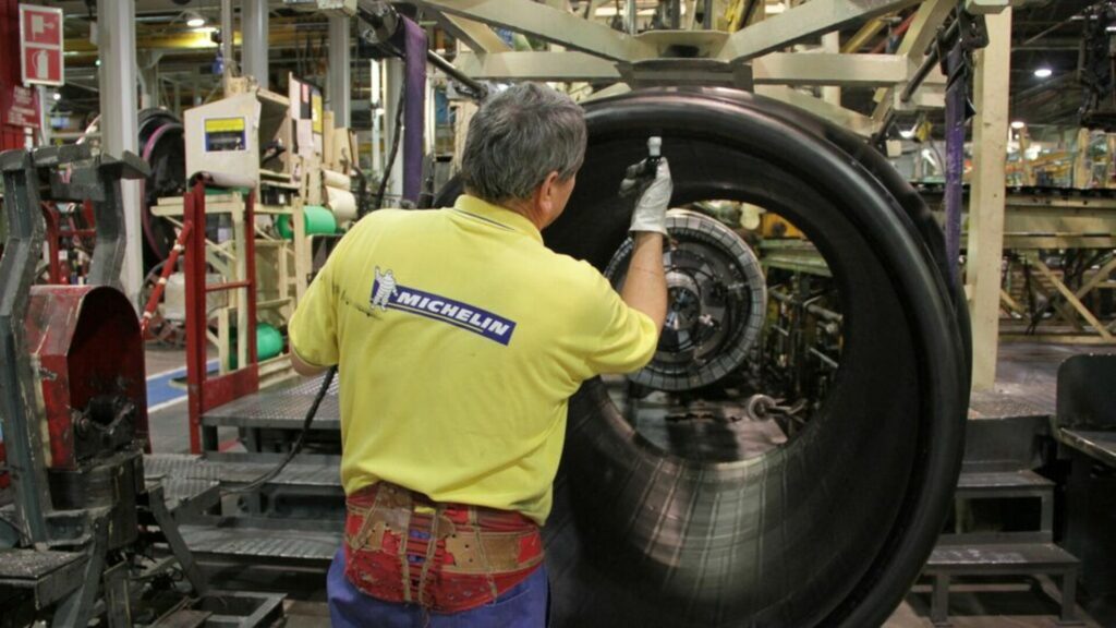 Las paradas de producción de Michelin Vitoria afectarán a más de 1.300 trabajadores