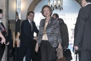La Reina Sofía a su llegada a Oviedo