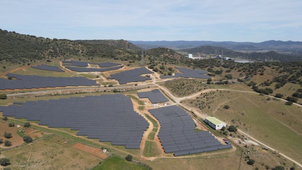 Alter Enersun se afianza en Extremadura con dos nuevas plantas fotovoltaicas tras una inversión de 18,5 millones