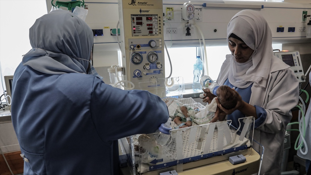 Evacuados 31 bebés prematuros que estaban ingresados en el Hospital Al Shifa de Gaza