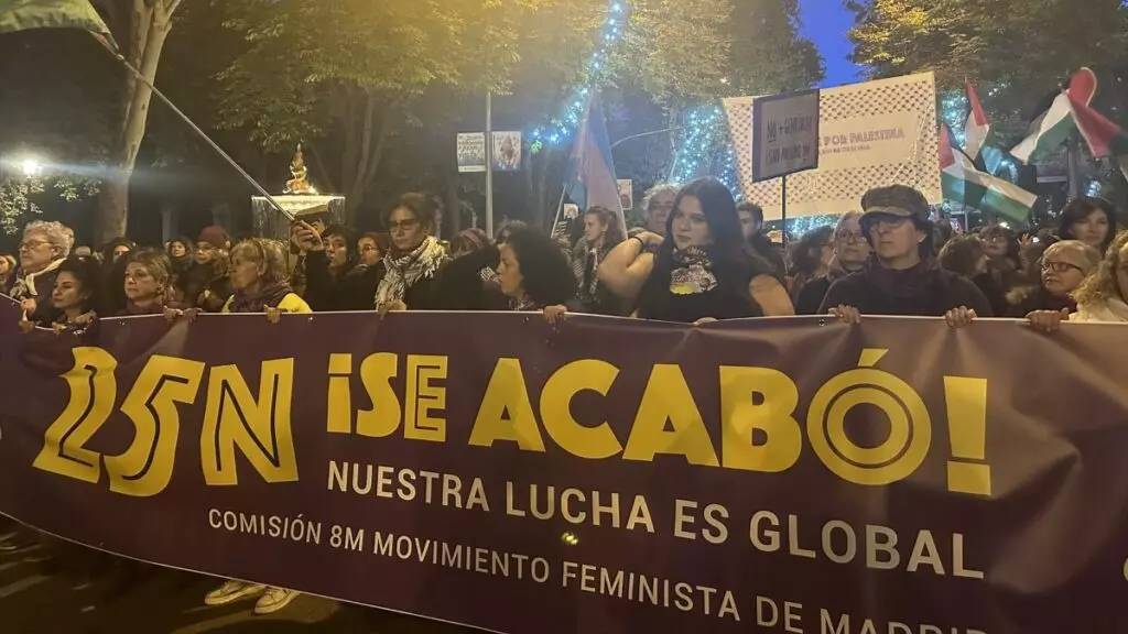 Pinchazo de la manifestación feminista del 25N: acuden tan sólo 7.000 personas, la mitad que el año pasado