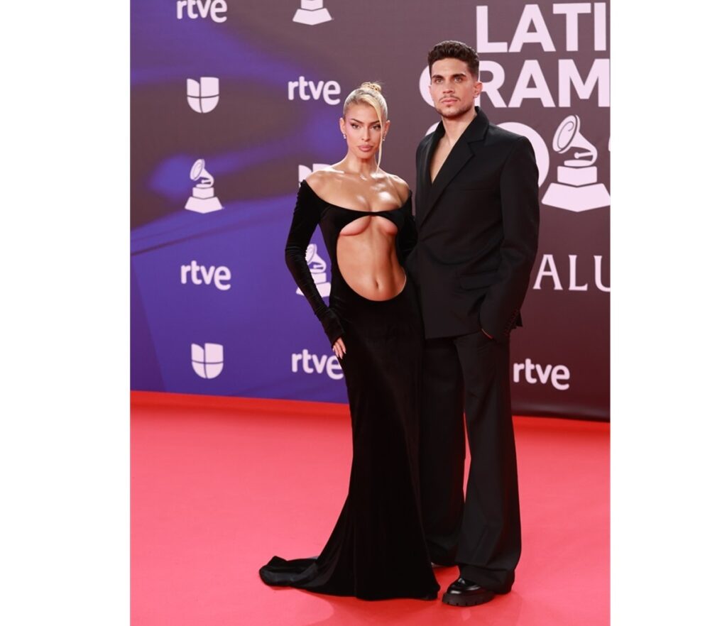 Jessica Goicoechea y su pareja Marc Bartra en la gala de los Latin Grammy 2023