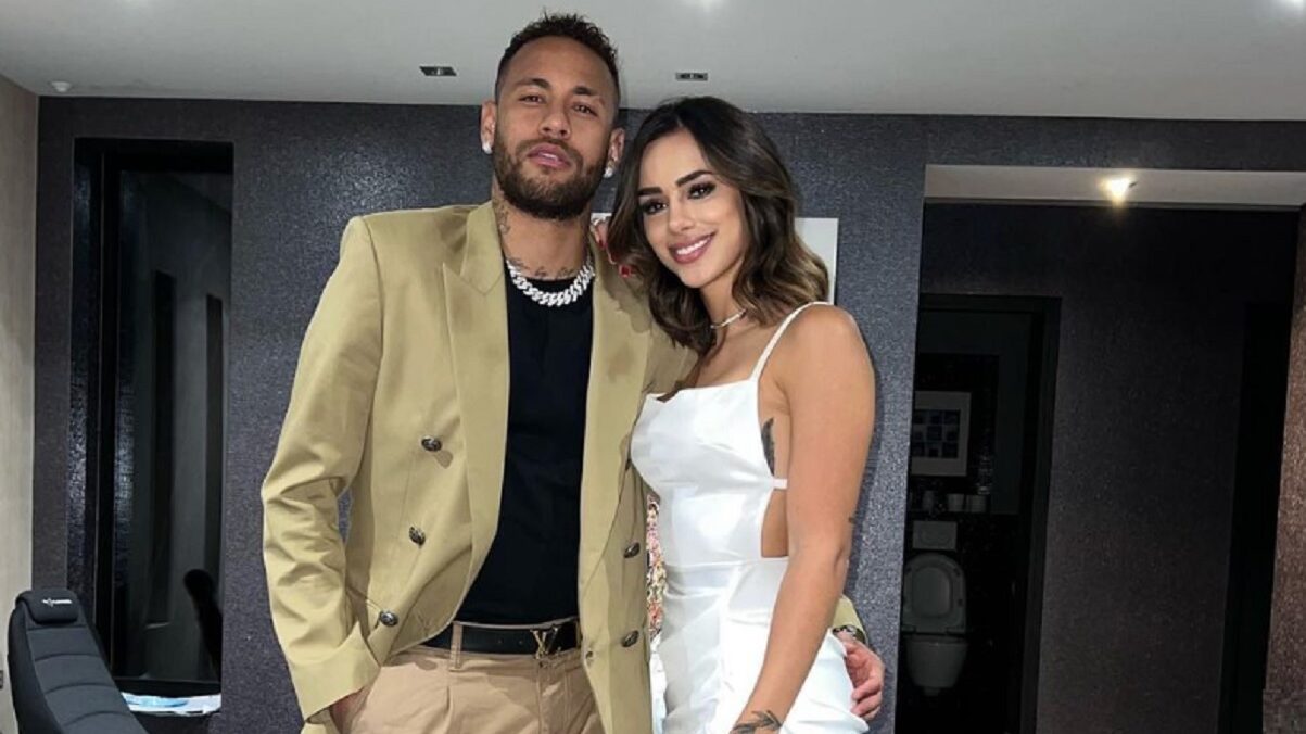 Neymar y su pareja Bruna Biancardi