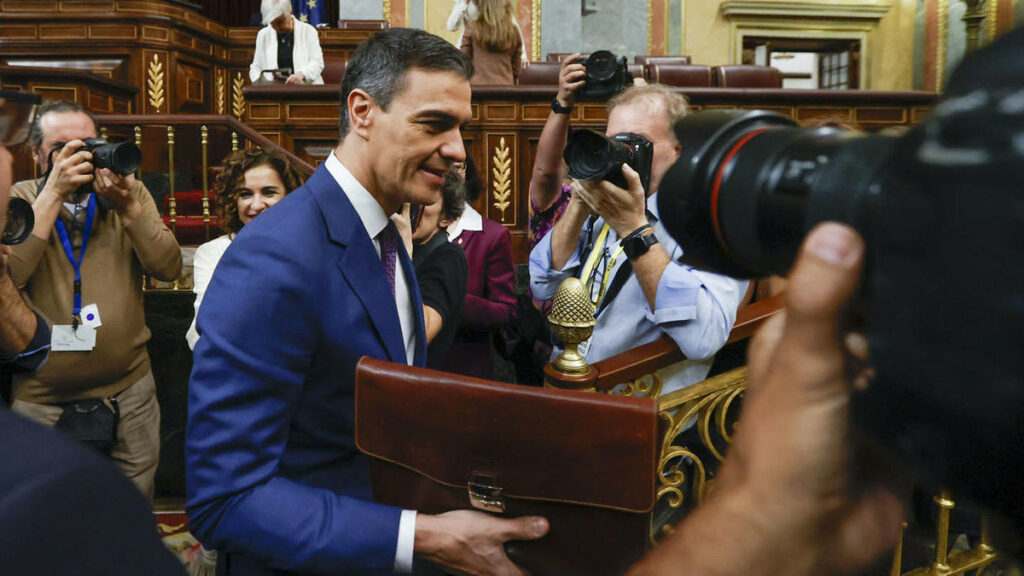 Pedro Sánchez, investido presidente este jueves, en el Congreso.