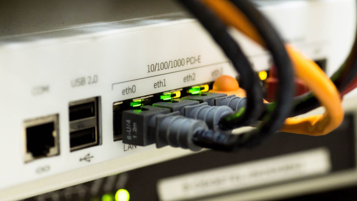 Las 3 alternativas a la conexión sin ADSL: el 10% de los hogares españoles se quedarán desamparados