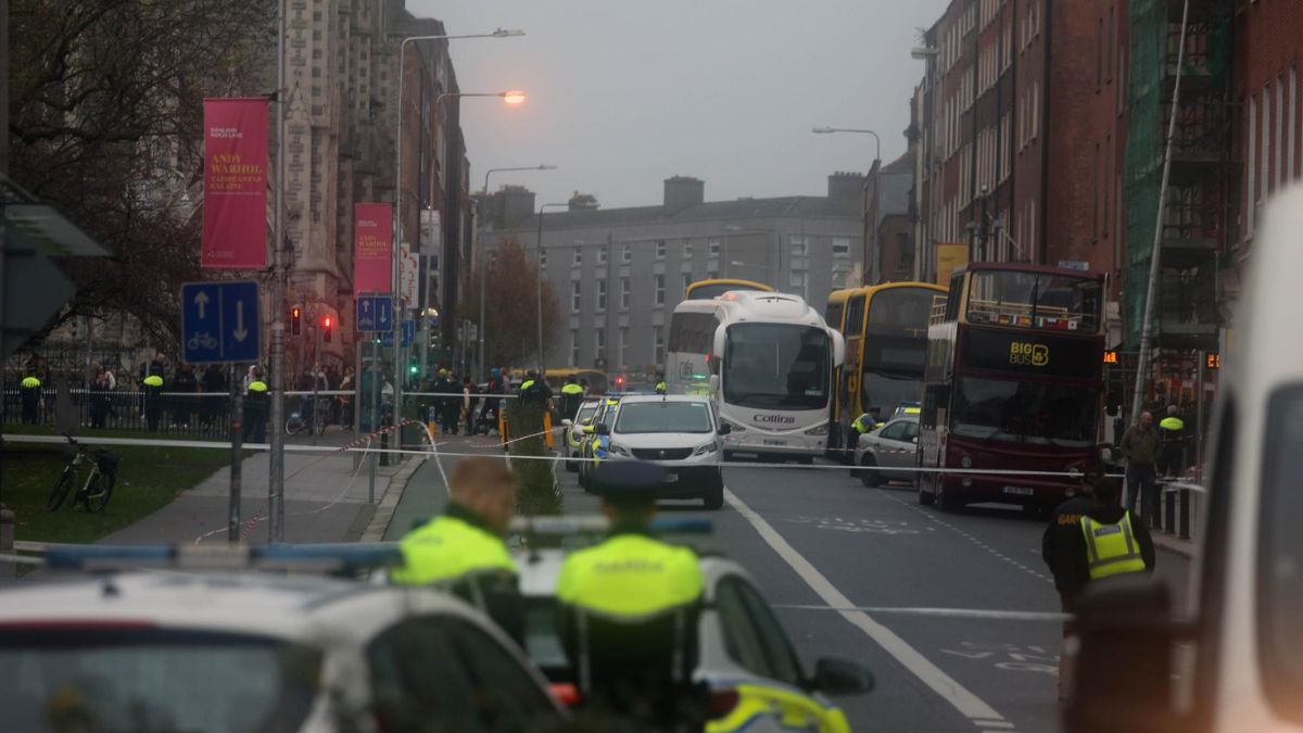 El lugar del ataque con arma blanca en Dublín que ha dejado tres heridos menores de edad