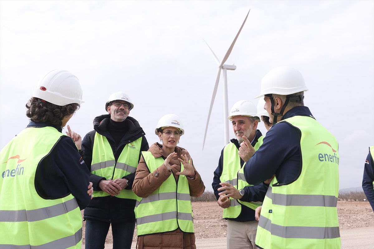 China Three Georges aventaja a Statkraft para hacerse con las renovables de Elecnor por 1.500 millones