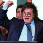 Javier Milei habla poco después de su victoria en las elecciones