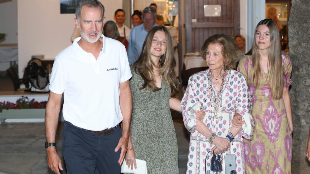 La reina Sofía, la princesa Leonor, la infanta Sofía y el rey Felipe