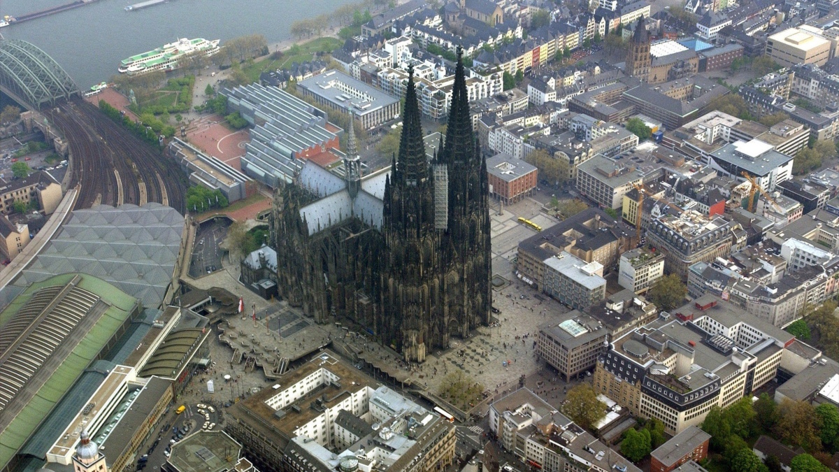 Refuerzan la seguridad en la catedral de Alemania por riesgo de atentado terrorista