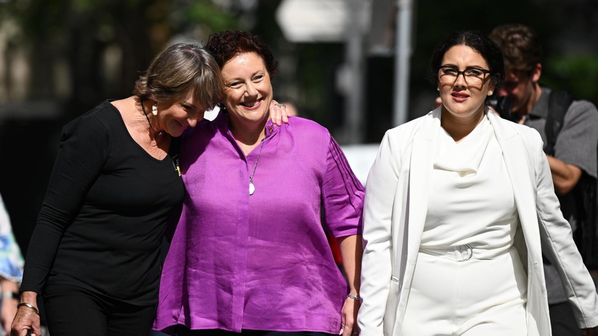 Anulan la condena de una madre australiana que pasó 20 años presa por la muerte de sus hijos