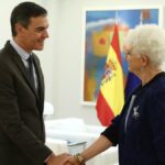 El presidente del Gobierno, Pedro Sánchez, mantiene un encuentro con la embajadora de Israel en España y Andorra, Rodica Radian-Gordon,