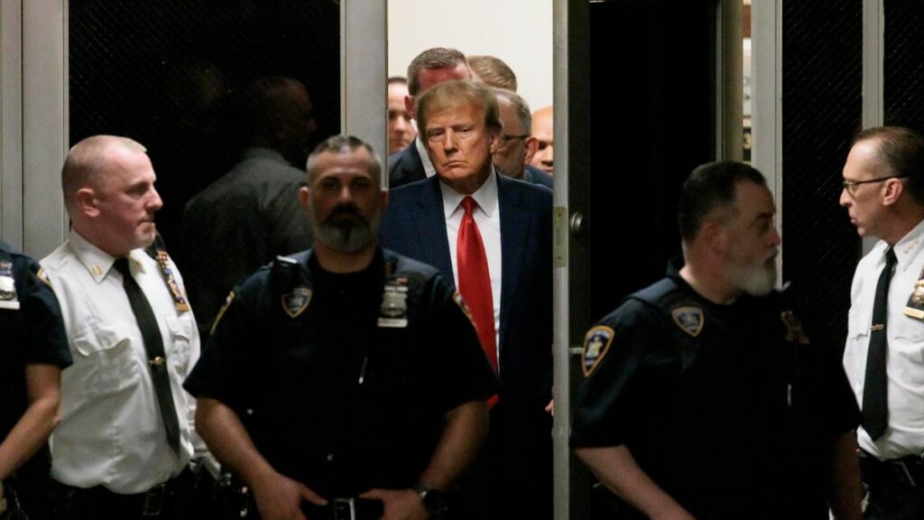 Donald Trump llega al Tribunal Supremo de Nueva York