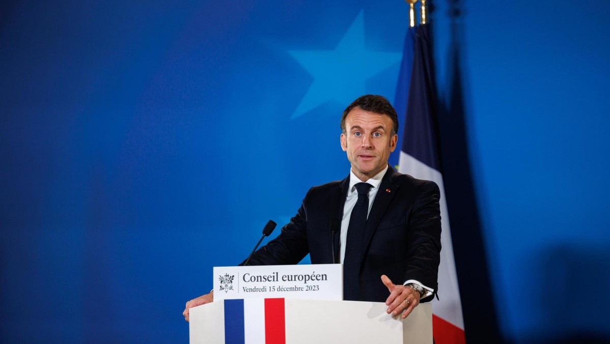 Emmanuel Macron saca adelante su ley de inmigración y Marine Le Pen canta victoria eutanasia