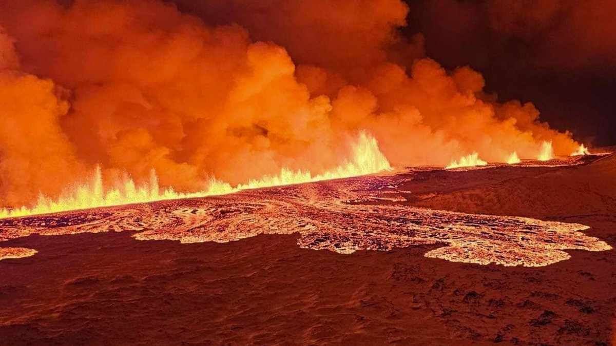 Entra en erupción un volcán en Islandia después de semanas sufriendo terremotos