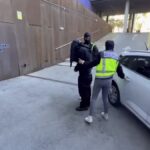 La Policía expulsa de España a 14 paquistaníes vinculados a una organización terrorista