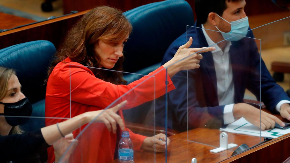 Mónica García durante un pleno de la Asamblea de Madrid (Telemadrid).