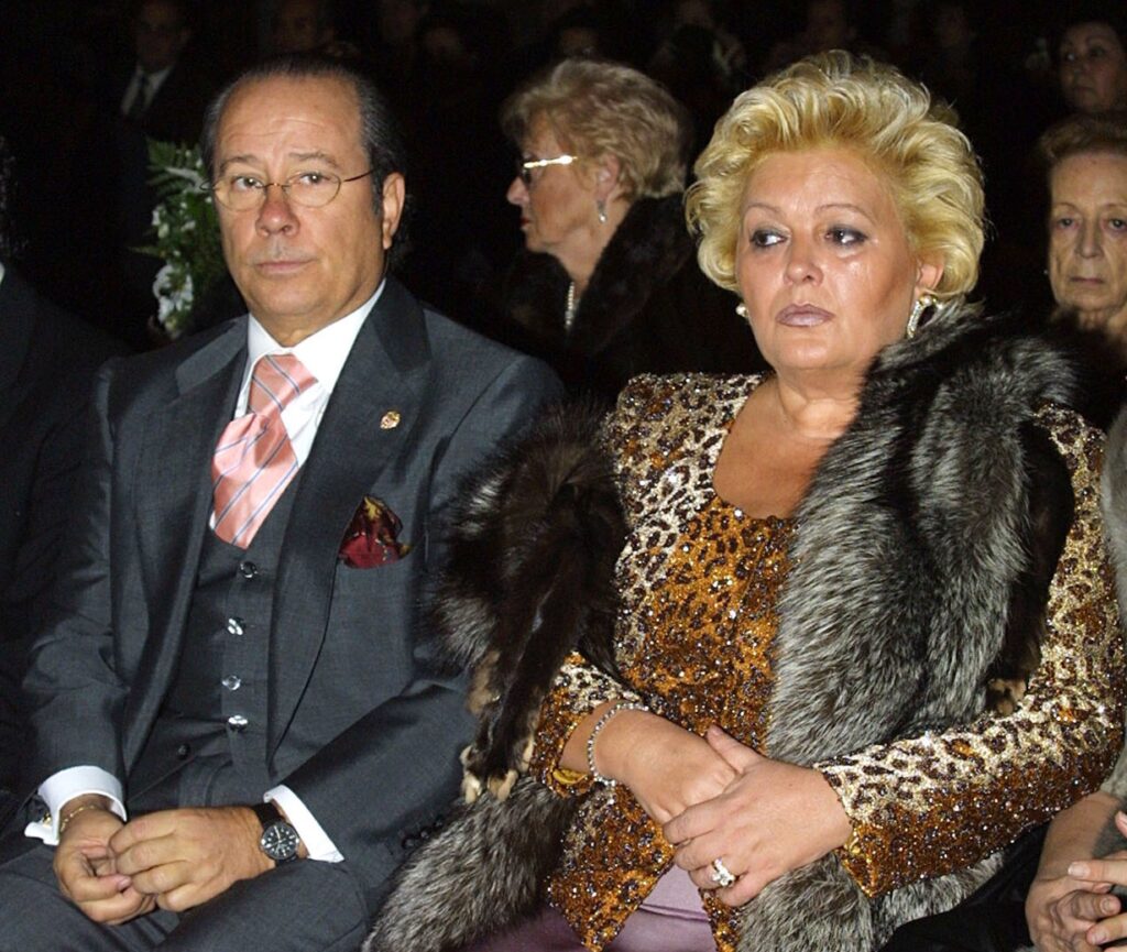El humorista Paco Arévalo y su mujer Elena, fallecida en 2015