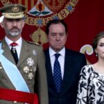 Jaime Alfonsín, detrás de los reyes Felipe y Letizia