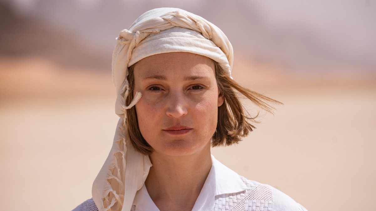 Fotograma de 'Viaje hacia el desierto, protagonizada por Vicky Krieps