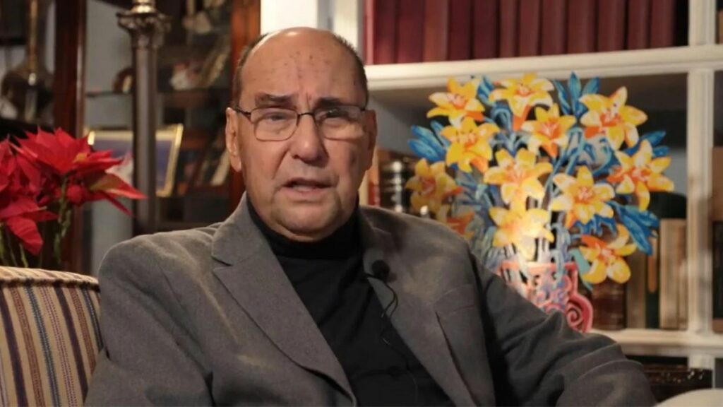 Alejo Vidal-Quadras anima a defender la nación en su primera intervención pública tras el atentado