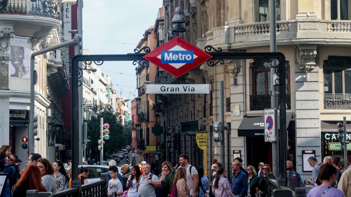 La línea de Metro de Madrid más extensa: tiene 40,6 kilómetros
