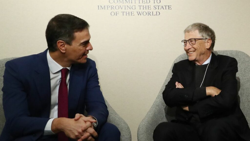 Pedro Sánchez y Bill Gates en Davos