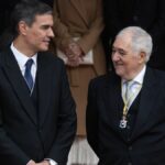 El presidente del Gobierno, Pedro Sánchez junto al presidente del Tribunal Constitucional, Cándido Conde-Pumpido Tourón
